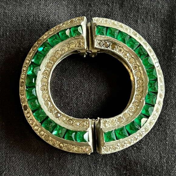 Two Vintage Dress Clips - Picture 10 of 11